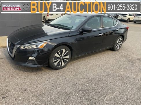 Used 2021 Nissan Altima 2.5 SV image 2