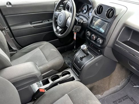 Used 2016 Jeep Patriot Sport w/ Power Value Group image 16