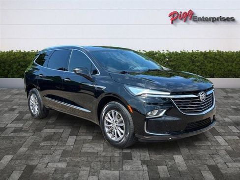 Used 2024 Buick Enclave Essence w/ Technology Package FWD image 6