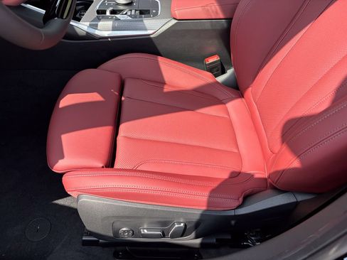 New 2026 BMW 330i xDrive Sedan w/ Convenience Package AWD/4WD image 14