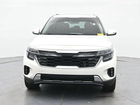 Used 2024 Kia Seltos SX w/ SX Sunroof Package AWD/4WD image 2