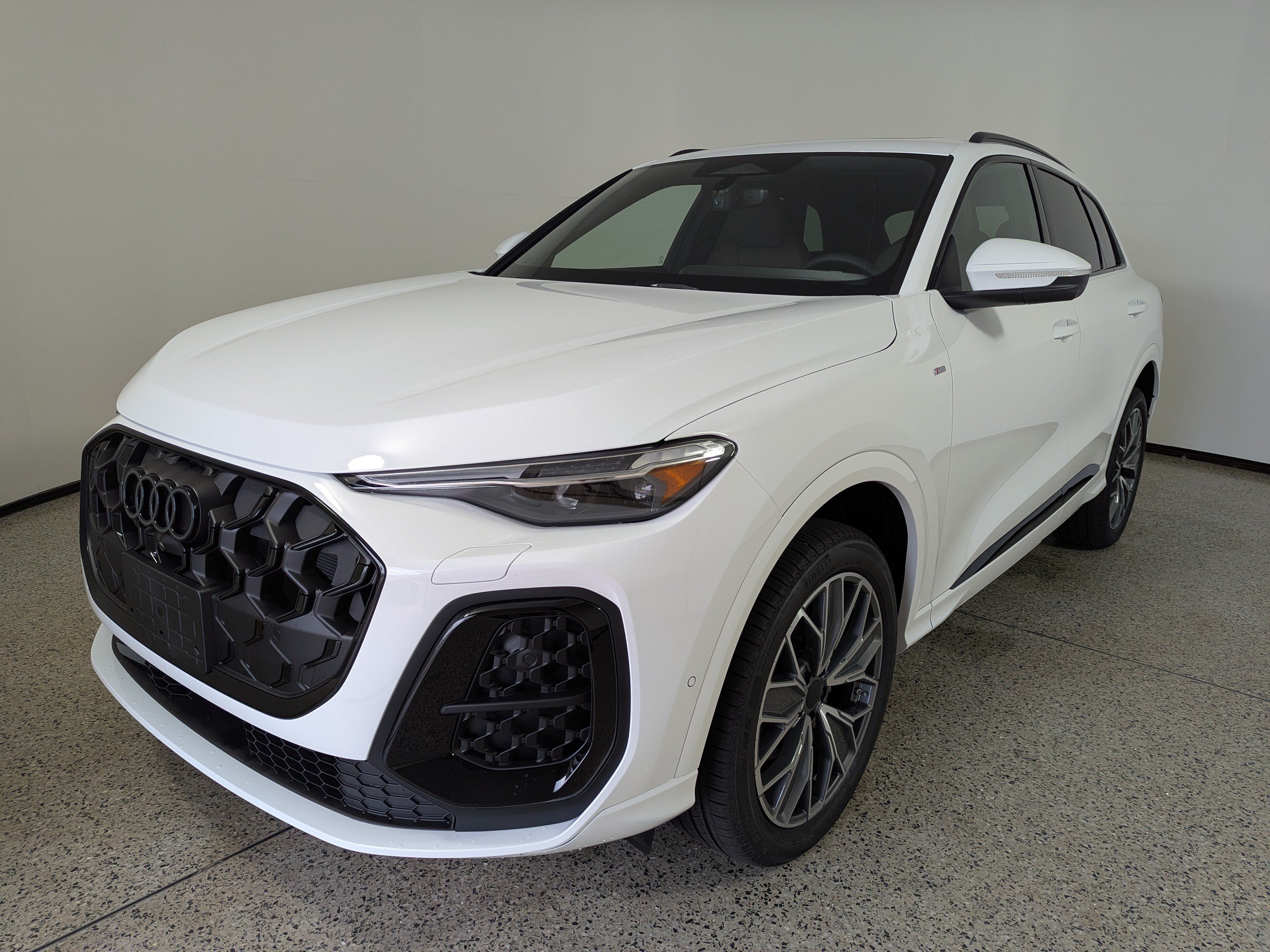 New 2026 Audi Q5 Prestige AWD/4WD image 3