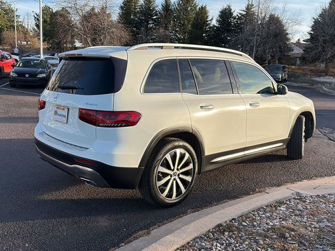 Used 2020 Mercedes-Benz GLB 250 4MATIC image 6