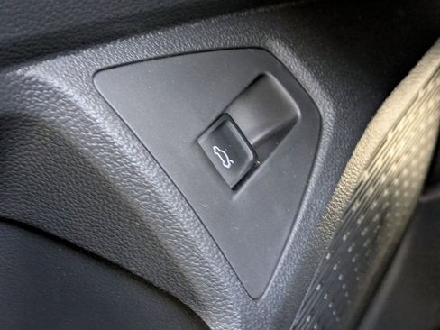 New 2026 Volkswagen Jetta SEL FWD image 34