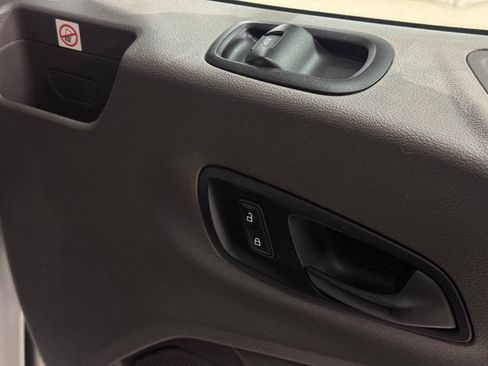 Used 2020 Ford Transit 250 Medium Roof RWD image 48