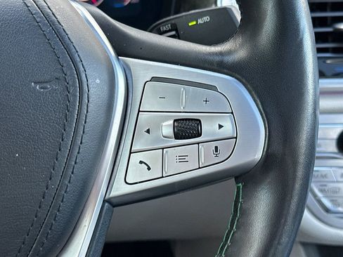 Used 2022 BMW ALPINA B7 xDrive w/ Luxury Rear Seating Package image 28