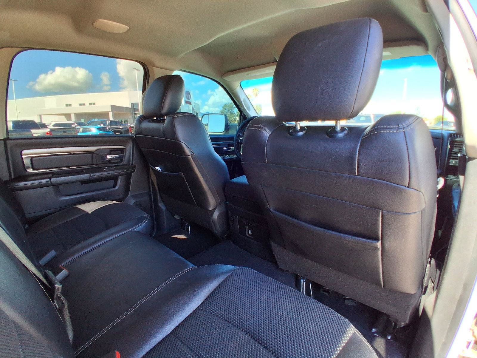 Used 2018 RAM 2500 Big Horn w/ Sport Appearance Group AWD/4WD image 22
