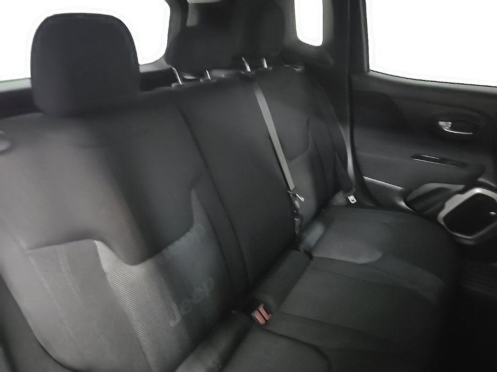 Used 2016 Jeep Renegade Latitude w/ Cold Weather Group AWD/4WD image 16