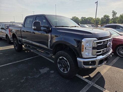 Used 2024 Ford F250 XLT w/ Tremor Off-Road Package AWD/4WD image 3