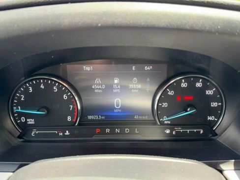 Certified 2022 Ford Explorer XLT w/ Equipment Group 202A AWD/4WD image 27