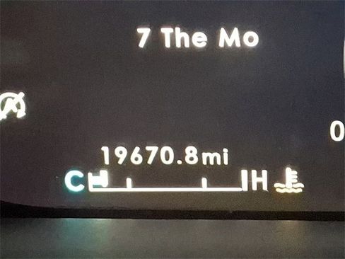 Certified 2023 Lincoln Nautilus Reserve w/ Equipment Group 201A image 20