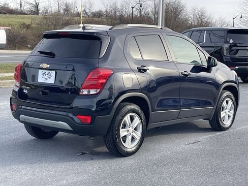 Certified 2022 Chevrolet Trax LT w/ LT Convenience Package image 13