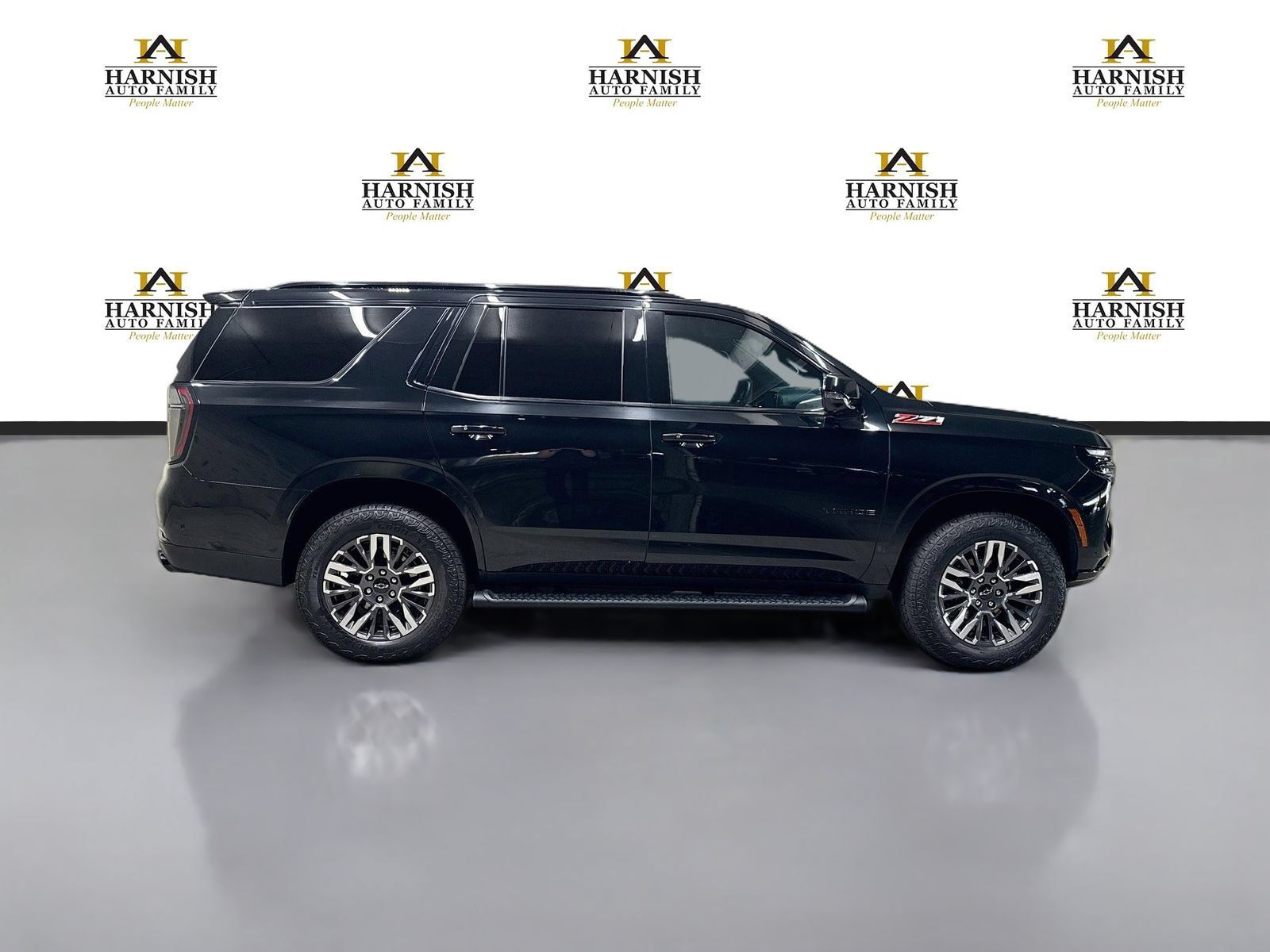Used 2025 Chevrolet Tahoe Z71 w/ Z71 Off-Road Package AWD/4WD image 5