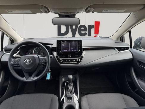 Used 2022 Toyota Corolla LE FWD image 16