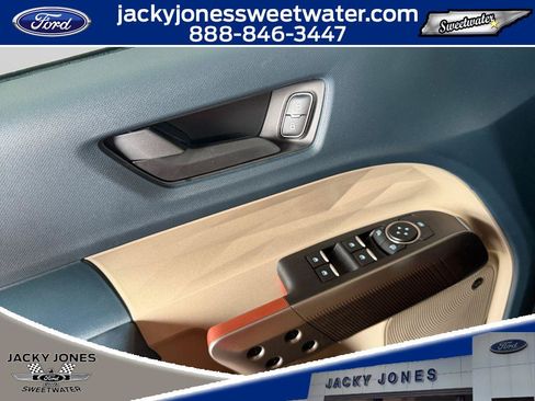 New 2026 Ford Maverick Lariat w/ 4K Tow Package AWD/4WD image 17