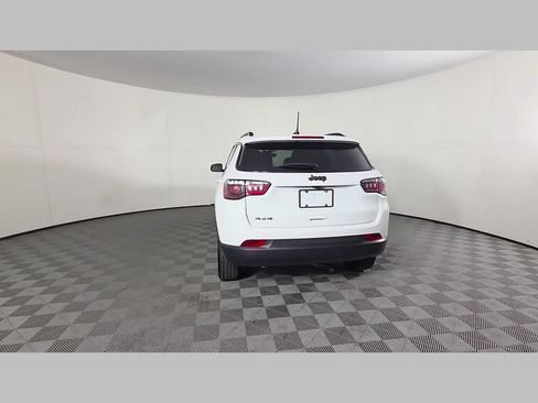 Used 2025 Jeep Compass Latitude w/ Altitude Special Edition AWD/4WD image 42