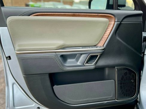 Used 2024 Rivian R1T Adventure image 13