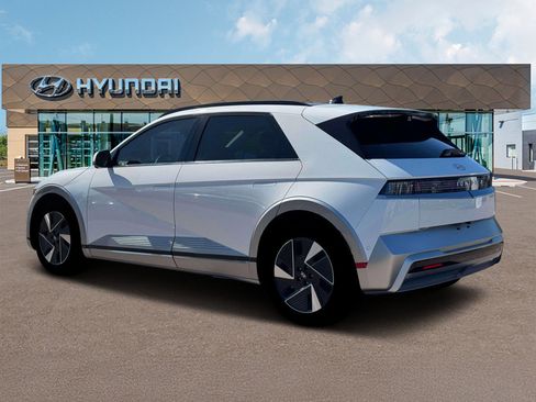 New 2026 Hyundai Ioniq 5 Limited RWD image 4