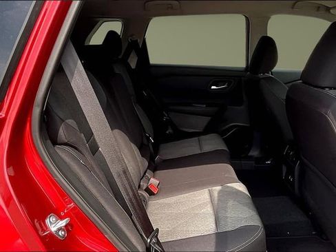 New 2026 Nissan Rogue SV image 10