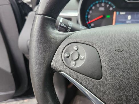 Used 2014 Chevrolet Impala LT w/ Convenience Package image 33