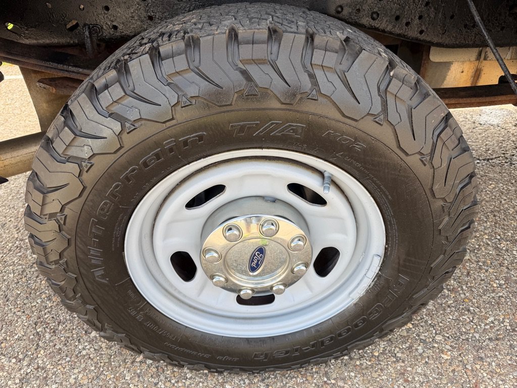 Used 2012 Ford F250 XL AWD/4WD image 16