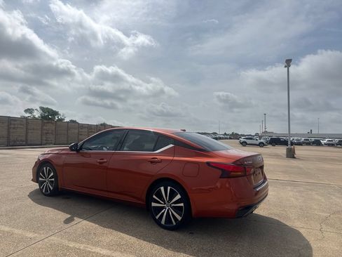 Certified 2022 Nissan Altima 2.5 SR FWD image 15