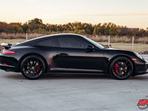 Used 2019 Porsche 911 Carrera 4S image 43