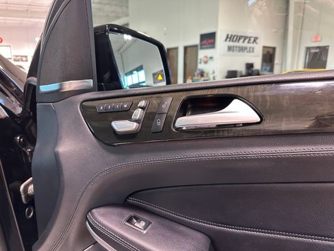 Used 2019 Mercedes-Benz GLS 550 4MATIC image 50