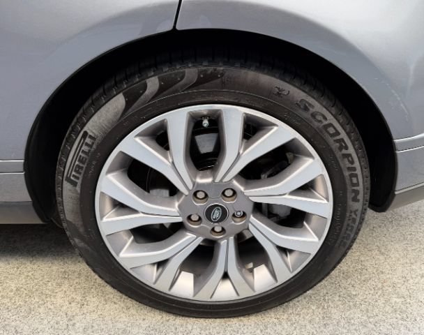 Used 2020 Land Rover Range Rover HSE AWD/4WD image 32