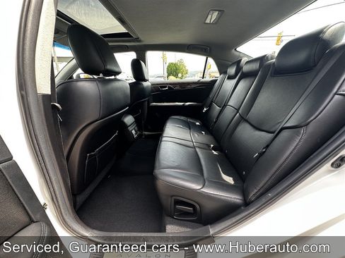 Used 2011 Toyota Avalon FWD image 13