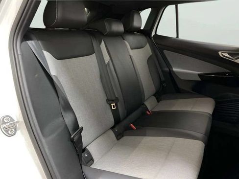 Used 2024 Volkswagen ID.4 2WD image 70