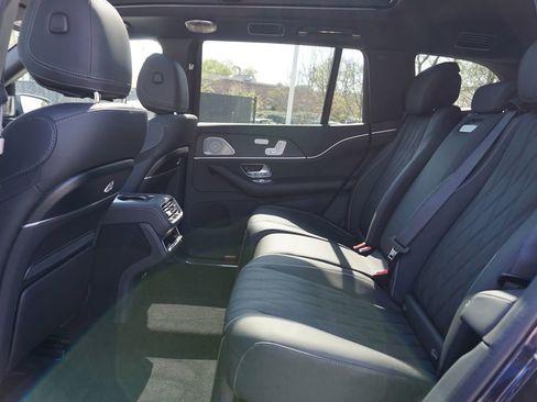 Certified 2025 Mercedes-Benz Maybach GLS 600 4MATIC image 39