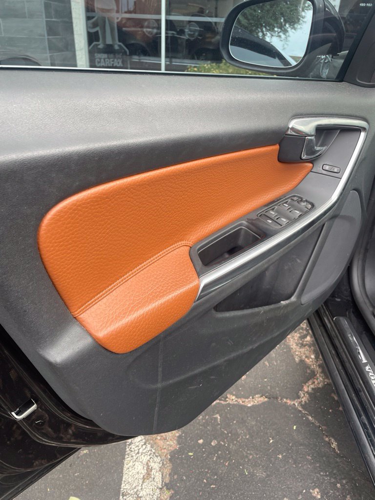 Used 2012 Volvo S60 T5 w/ Climate Pkg FWD image 7