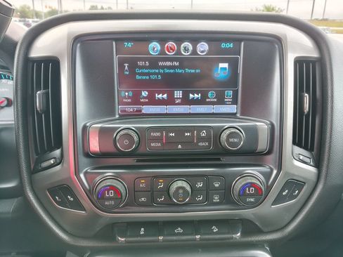 Used 2018 Chevrolet Silverado 1500 LT w/ All Star Edition AWD/4WD image 25