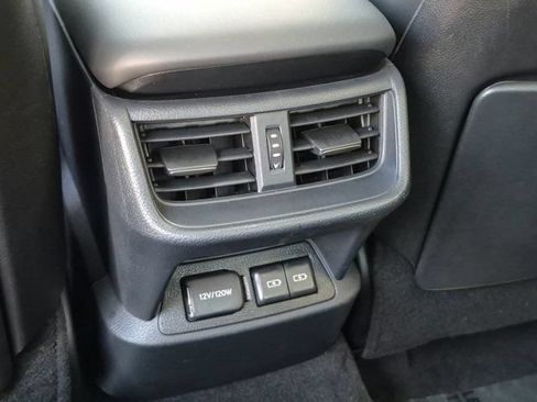 Used 2025 Lexus ES 300h w/ Premium Package FWD image 30