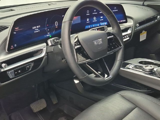 Certified 2024 Cadillac Lyriq Sport w/ LPO, Floor Liner Package AWD/4WD image 9