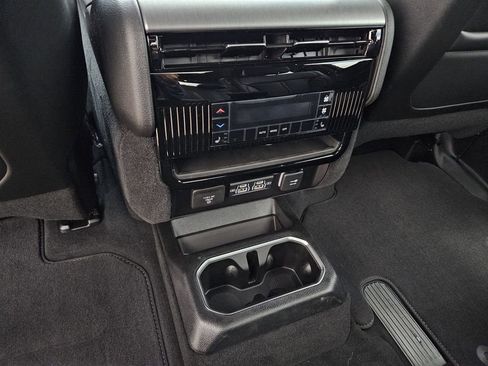 New 2026 Jeep Grand Wagoneer Limited AWD/4WD image 12