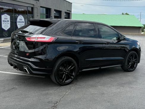 Used 2019 Ford Edge ST w/ Equipment Group 401A AWD/4WD image 18