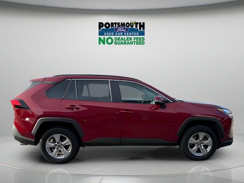 Used 2023 Toyota RAV4 XLE AWD/4WD image 6