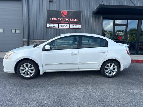 Used 2012 Nissan Sentra 2.0 SL w/ Special Value Pkg FWD image 2