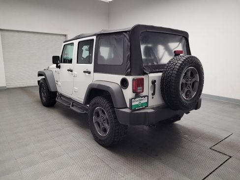 Used 2018 Jeep Wrangler Unlimited Sport w/ Connectivity Group image 5