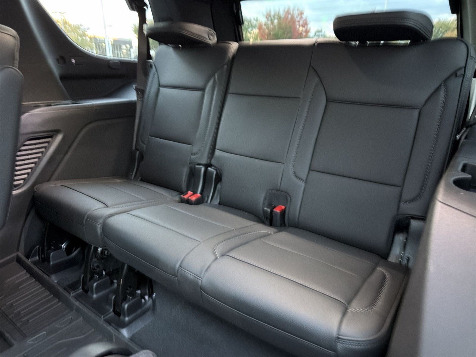 New 2026 GMC Yukon Denali w/ Denali Reserve Package AWD/4WD image 21
