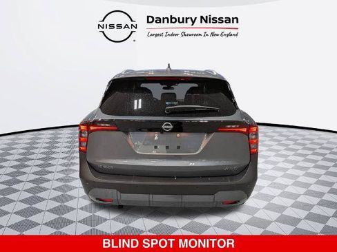 Certified 2025 Nissan Kicks SV w/ SV Premium Package AWD/4WD image 5
