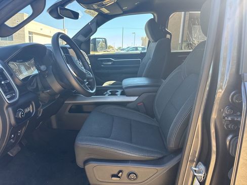 Used 2019 RAM 1500 Big Horn image 9