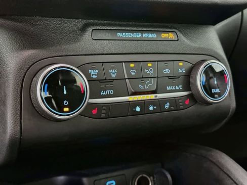 Used 2023 Ford Escape ST-Line AWD/4WD image 18