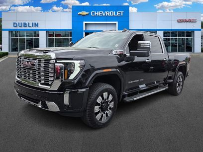 New 2026 GMC Sierra 2500 Denali w/ Max Trailering Package