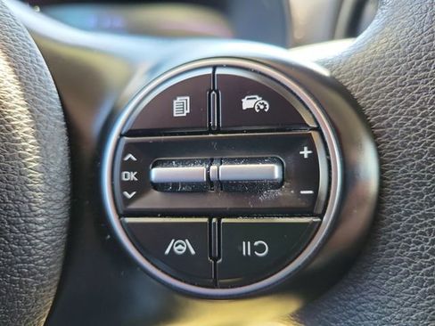 Used 2024 Kia Soul LX w/ Option Group 015 FWD image 22