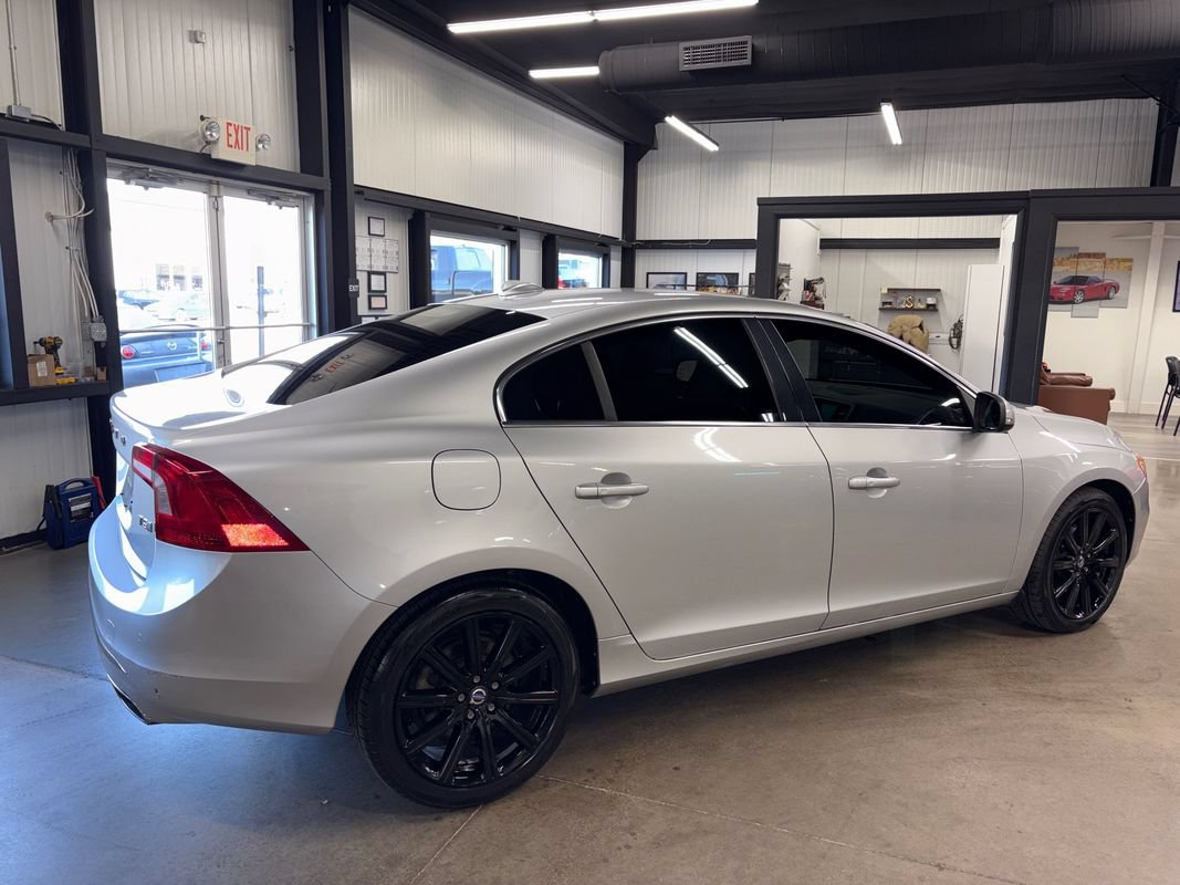 Used 2017 Volvo S60 T5 Inscription FWD image 12