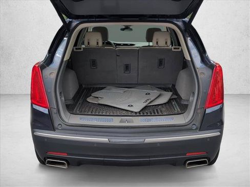 Used 2019 Cadillac XT5 Luxury AWD/4WD image 7