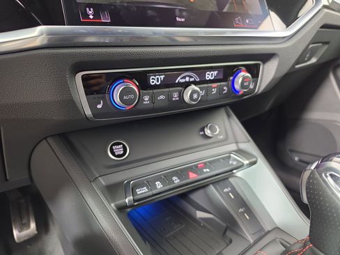 Certified 2025 Audi Q3 2.0T Premium Plus w/ Premium Plus Package AWD/4WD image 32
